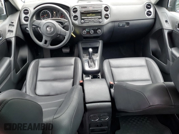 2012 Volkswagen Tiguan LE with VIN WVGAV7AXXCW005049, listed as a Copart auction lot 57818925 with 137,850 mi miles and Salvage title. Bid and sale history available at DreamBid. Image 8.
