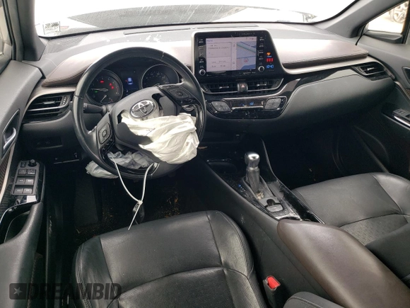 2019 Toyota C-HR XLE with VIN JTNKHMBX4K1045406, listed as a Copart auction lot 47612515 with 38,909 mi miles and Salvage Title. Bid and sale history available at DreamBid. Image 8.