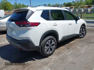 2023 Nissan Rogue SV z VIN JN8BT3BA5PW430433, wystawiony jako IAAI lot #42066631 z przebiegiem 37 735 mil mil oraz . Historia ofert i sprzedaży dostępna na DreamBid. Obrazek 4.