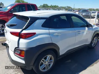 2020 Hyundai Kona SE with VIN KM8K12AA7LU424244, listed as a IAAI auction lot 42081675 with 35,251 mi miles. Bid and sale history available at carsss.com. Image 18.