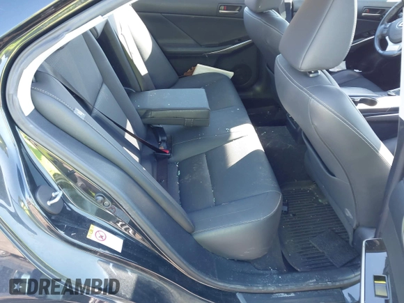 2018 Lexus IS 300 z VIN JTHC81D22J5030353, wystawiony jako IAAI lot #41747231 z przebiegiem 61 614 mil mil oraz . Historia ofert i sprzedaży dostępna na DreamBid. Obrazek 8.