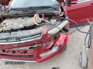 2013 Ford Escape Titanium с VIN 1FMCU0J90DUD85777, выставлен на аукционе IAAI как лот 41411925 с пробегом 99 885 миль миль и . История ставок и продаж доступна на DreamBid. Изображение 6.