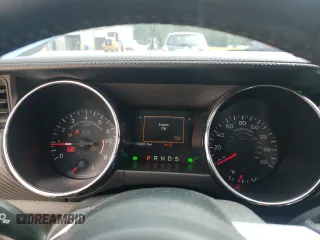 2015 Ford Mustang V6 z VIN 1FATP8EM8F5414762, wystawiony jako Copart lot #58530355 z przebiegiem 170 357 mil mil oraz Czysty tytuł • Clean title. Historia ofert i sprzedaży dostępna na DreamBid. Obrazek 9.