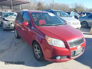 2011 Chevrolet Aveo 2LT z VIN KL1TG6DE8BB133427, wystawiony jako IAAI lot #41730237 z przebiegiem 124 865 mil mil oraz . Historia ofert i sprzedaży dostępna na DreamBid. Obrazek 1.