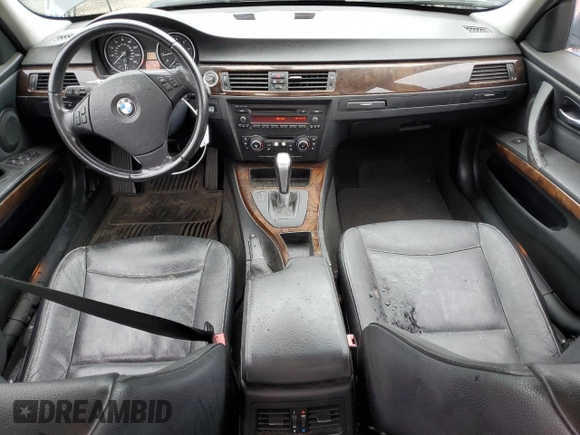 2011 BMW 3 Series 328i xDrive with VIN WBAPK5C58BA655062, listed as a Copart auction lot 61531785 with 211,145 mi miles and Salvage title. Bid and sale history available at DreamBid. Image 8.