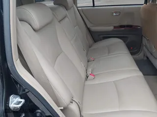 2004 Toyota Highlander with VIN JTEEP21A840034421, listed as a IAAI auction lot 42070644 with 246,243 mi miles. Bid and sale history available at carsss.com. Image 8.
