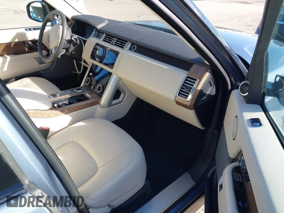 2022 Land Rover Range Rover Westminster z VIN SALGS2RU2NA460782, wystawiony jako IAAI lot #41603429 z przebiegiem 55 166 mil mil oraz . Historia ofert i sprzedaży dostępna na DreamBid. Obrazek 5.