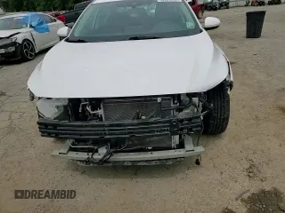2021 Nissan Sentra SV z VIN 3N1AB8CV3MY280709, wystawiony jako Copart lot #59220035 z przebiegiem 60 936 mil mil oraz Szkoda całkowita • Salvage title. Historia ofert i sprzedaży dostępna na DreamBid. Obrazek 14.