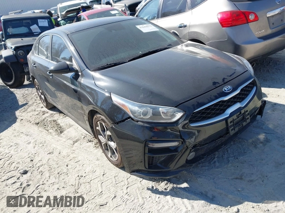 2020 Kia Forte LXS with VIN 3KPF24AD2LE184303, listed as a IAAI auction lot 41644573 with 94,454 mi miles. Bid and sale history available at carsss.com. Image 1.