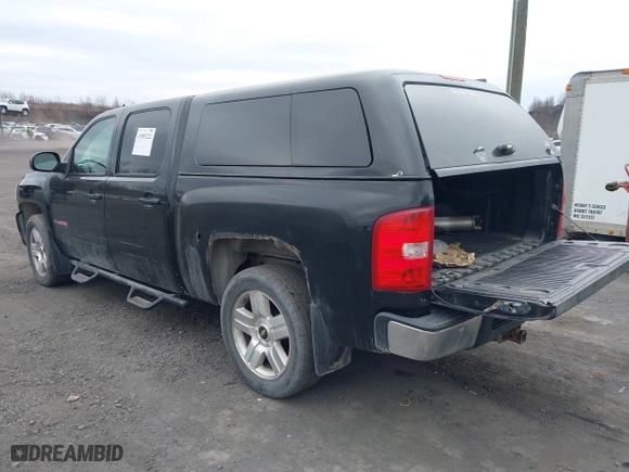 2008 Chevrolet Silverado 1500 LTZ with VIN 2GCEK13Y881162613, listed as a IAAI auction lot 41893222 with 192,078 mi miles. Bid and sale history available at carsss.com. Image 3.