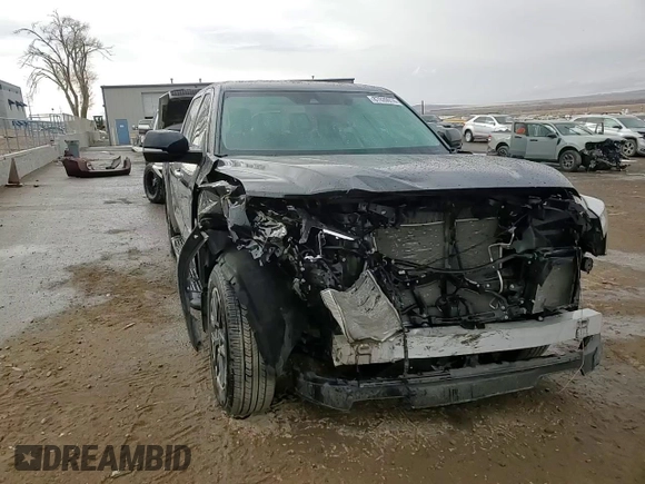 2024 Toyota Tundra Limited z VIN 5TFJA5DB3RX171081, wystawiony jako Copart lot #87020974 z przebiegiem Nie podano mil oraz Szkoda całkowita • Salvage title. Historia ofert i sprzedaży dostępna na DreamBid. Obrazek 14.