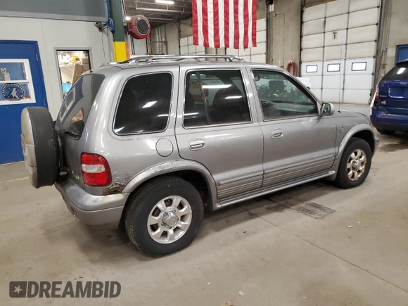 2001 Kia Sportage with VIN KNDJA723615043568, listed as a Copart auction lot 83738434 with 113,739 mi miles and Clean Title. Bid and sale history available at carsss.com. Image 3.