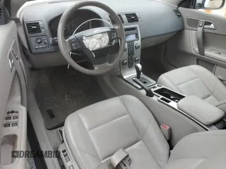 2009 Volvo C70 с VIN YV1MC67289J071127, выставлен на аукционе Copart как лот 55117775 с пробегом 71 515 миль миль и Списание • Salvage title. История ставок и продаж доступна на DreamBid. Изображение 8.
