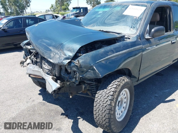 1995 Toyota Tacoma with VIN 4TAUN53B5SZ082797, listed as a IAAI auction lot 42660124 with 181,066 mi miles and . Bid and sale history available at DreamBid. Image 6.