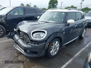 2020 MINI Countryman Cooper S with VIN WMZYW7C0XL3L85463, listed as a IAAI auction lot 42344478 with 54,654 mi miles and . Bid and sale history available at DreamBid. Image 18.