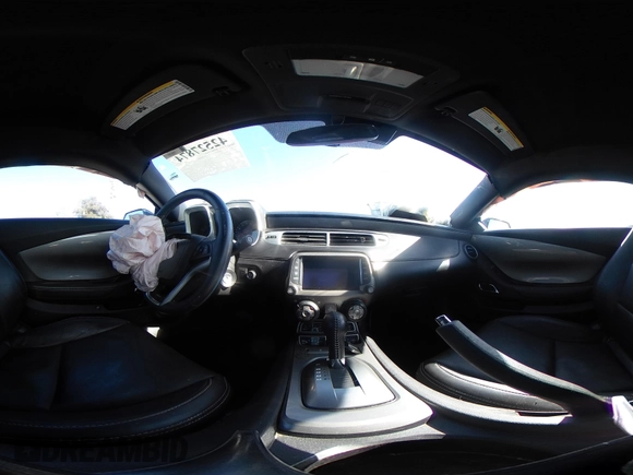 2015 Chevrolet Camaro SS с VIN 2G1FK1EJ0F9181121, выставлен на аукционе IAAI как лот 42527874 с пробегом 59 626 миль миль и . История ставок и продаж доступна на DreamBid. Изображение 19.