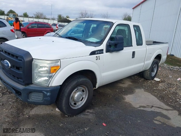 2011 Ford Super Duty F-250 SRW XL with VIN 1FT7X2A61BEB25295, listed as a IAAI auction lot 41492748 with 340,665 mi miles. Bid and sale history available at carsss.com. Image 2.