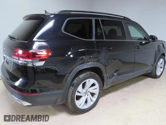 2021 Volkswagen Atlas SE z VIN 1V2WR2CA7MC547303, wystawiony jako Copart lot #58847065 z przebiegiem 81 035 mil mil oraz Szkoda całkowita • Salvage title. Historia ofert i sprzedaży dostępna na DreamBid. Obrazek 4.