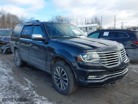 2015 Lincoln Navigator with VIN 5LMJJ2JT1FEJ03101, listed as a IAAI auction lot 41158169 with 159,249 mi miles. Bid and sale history available at carsss.com. Image 1.