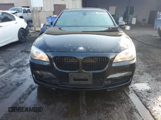 2011 BMW 7 Series 750Li xDrive with VIN WBAKC8C55BC434418, listed as a Copart auction lot 77957584 with 87,595 mi miles and Salvage title. Bid and sale history available at DreamBid. Image 5.