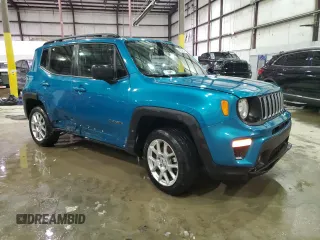 2022 Jeep Renegade Latitude with VIN ZACNJDB19NPN50716, listed as a Copart auction lot 45346645 with 82,281 mi miles and Non repairable. Bid and sale history available at DreamBid. Image 4.