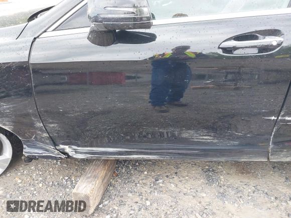 2014 Mercedes-Benz CLS 550 с VIN WDDLJ7DB9EA102760, выставлен на аукционе IAAI как лот 42171001 с пробегом 61 294 миль миль и . История ставок и продаж доступна на DreamBid. Изображение 18.
