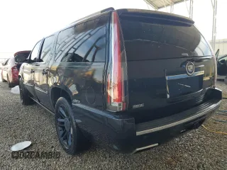 2012 Cadillac Escalade ESV Premium z VIN 1GYS3JEF9CR243609, wystawiony jako Copart lot #53148335 z przebiegiem 164 791 mil mil oraz Tytuł czysty. Historia ofert i sprzedaży dostępna na DreamBid. Obrazek 2.