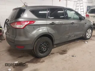2013 Ford Escape S with VIN 1FMCU0F78DUA33201, listed as a IAAI auction lot 41958763 with 188,533 mi miles. Bid and sale history available at carsss.com. Image 4.