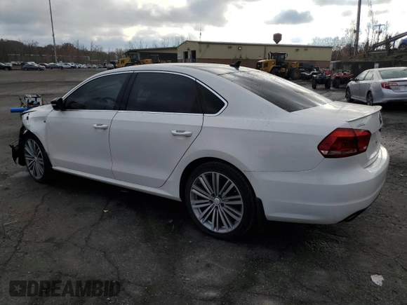 2015 Volkswagen Passat Sport z VIN 1VWBT7A35FC026650, wystawiony jako Copart lot #79938174 z przebiegiem 109 921 mil mil oraz Szkoda całkowita • Salvage title. Historia ofert i sprzedaży dostępna na DreamBid. Obrazek 2.