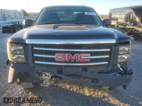 2013 GMC Sierra 1500 SLE z VIN 1GTR1VE01DZ201398, wystawiony jako Copart lot #88849105 z przebiegiem 82 312 mil mil oraz Szkoda całkowita • Salvage title. Historia ofert i sprzedaży dostępna na DreamBid. Obrazek 5.