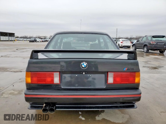 1991 BMW M3 z VIN WBSAK0310MAE34501, wystawiony jako Copart lot #45642275 z przebiegiem 129 936 mil mil oraz Czysty tytuł • Clean title. Historia ofert i sprzedaży dostępna na DreamBid. Obrazek 6.