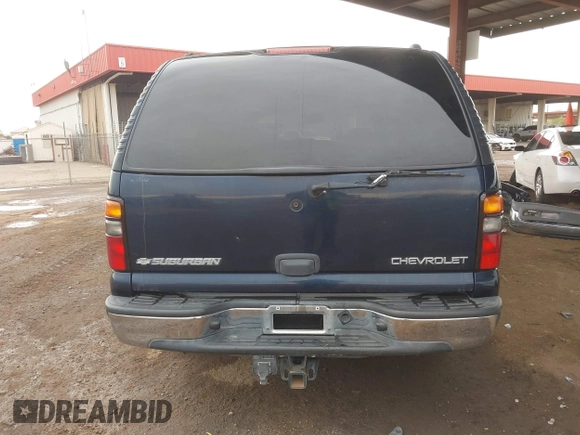 2004 Chevrolet Suburban LT with VIN 1GNEC16Z34J133058, listed as a IAAI auction lot 41200786 with 254,131 mi miles. Bid and sale history available at carsss.com. Image 17.