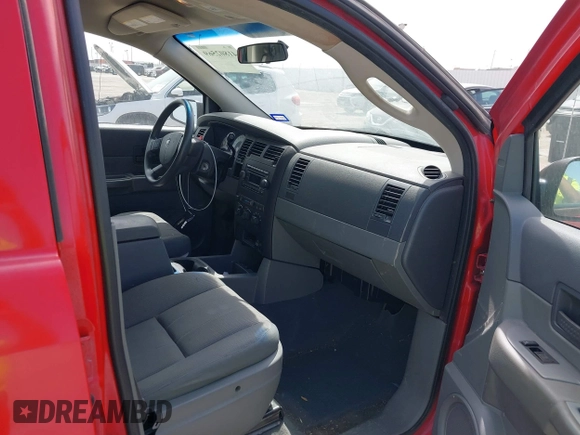 2005 Dodge Durango SXT with VIN 1D4HD38N45F570048, listed as a IAAI auction lot 41802569 with 187,135 mi miles. Bid and sale history available at carsss.com. Image 5.