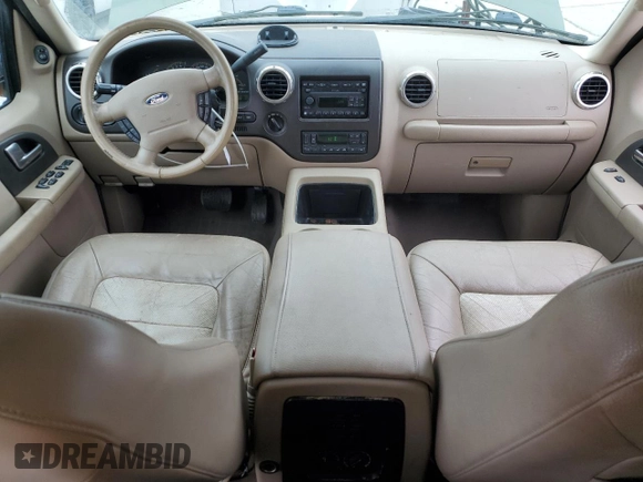 2003 Ford Expedition Eddie Bauer с VIN 1FMFU18L43LB38996, выставлен на аукционе Copart как лот 84812094 с пробегом 223 268 миль миль и Списание • Salvage title. История ставок и продаж доступна на DreamBid. Изображение 8.