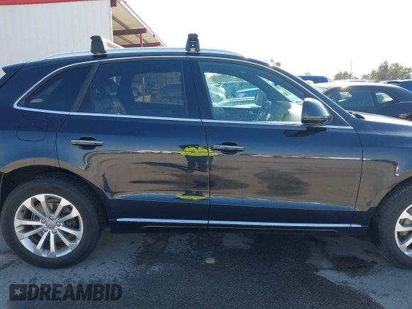 2015 Audi Q5 Premium Plus with VIN WA1LFAFP7FA119828, listed as a IAAI auction lot 41023540 with 69,087 mi miles. Bid and sale history available at carsss.com. Image 14.