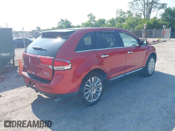 2011 Lincoln MKX z VIN 2LMDJ8JK5BBJ23713, wystawiony jako IAAI lot #42470229 z przebiegiem 185 783 mil mil oraz . Historia ofert i sprzedaży dostępna na DreamBid. Obrazek 4.