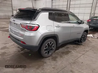 2019 Jeep Compass Trailhawk with VIN 3C4NJDDB8KT667863, listed as a IAAI auction lot 41944001 with 80,635 mi miles and . Bid and sale history available at DreamBid. Image 4.