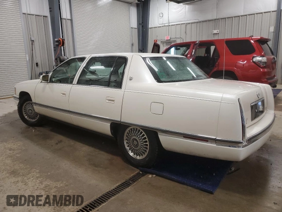 1994 Cadillac DeVille z VIN 1G6KD52B7RU290139, wystawiony jako Copart lot #46899465 z przebiegiem 133 110 mil mil oraz Czysty tytuł • Clean title. Historia ofert i sprzedaży dostępna na DreamBid. Obrazek 2.