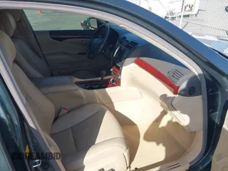 2007 Lexus LS 460 z VIN JTHBL46F375029524, wystawiony jako IAAI lot #42203614 z przebiegiem 164 405 mil mil oraz . Historia ofert i sprzedaży dostępna na DreamBid. Obrazek 5.