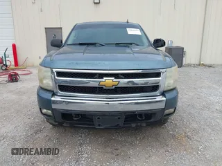 2008 Chevrolet Silverado 1500 LTZ with VIN 3GCEK13398G289804, listed as a IAAI auction lot 42049924 with 262,434 mi miles. Bid and sale history available at carsss.com. Image 6.