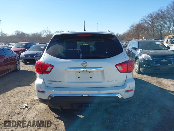 2018 Nissan Pathfinder SV with VIN 5N1DR2MN8JC618011, listed as a IAAI auction lot 41482884 with 113,915 mi miles. Bid and sale history available at carsss.com. Image 15.