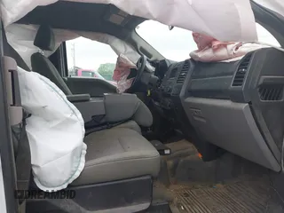 2020 Ford F-250 XL с VIN 1FT7X2B66LED41286, выставлен на аукционе IAAI как лот 42108623 с пробегом Не указан миль и . История ставок и продаж доступна на DreamBid. Изображение 5.