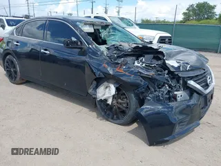 2017 Nissan Altima SV with VIN 1N4AL3APXHC478435, listed as a IAAI auction lot 42590956 with 97,505 mi miles and . Bid and sale history available at DreamBid. Image 1.