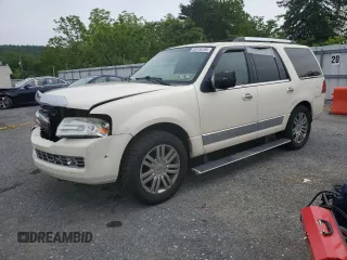 2008 Lincoln Navigator with VIN 5LMFU28528LJ17107, listed as a Copart auction lot 58138105 with 267,309 mi miles and Salvage title. Bid and sale history available at DreamBid. Image 1.