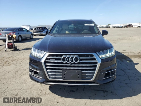 2018 Audi Q7 Premium Plus z VIN WA1LAAF77JD045185, wystawiony jako Copart lot #47992645 z przebiegiem 138 247 mil mil oraz Szkoda całkowita • Salvage title. Historia ofert i sprzedaży dostępna na DreamBid. Obrazek 5.