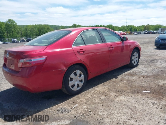 2007 Toyota Camry CE z VIN 4T1BE46K77U067512, wystawiony jako IAAI lot #42310634 z przebiegiem 153 322 mil mil oraz . Historia ofert i sprzedaży dostępna na DreamBid. Obrazek 4.