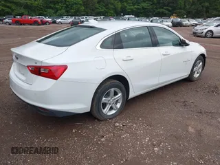 2024 Chevrolet Malibu LT with VIN 1G1ZD5ST1RF121543, listed as a IAAI auction lot 42249689 with 26,882 mi miles and . Bid and sale history available at DreamBid. Image 4.