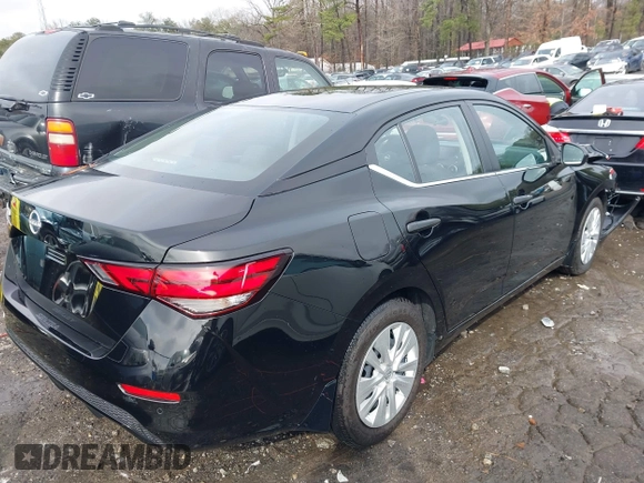 2024 Nissan Sentra S z VIN 3N1AB8BV8RY248783, wystawiony jako IAAI lot #41763721 z przebiegiem 7 693 mil mil oraz . Historia ofert i sprzedaży dostępna na DreamBid. Obrazek 4.