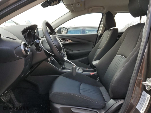 2020 Mazda CX-3 Sport with VIN JM1DKFB70L1464400, listed as a Copart auction lot 84750294 with 15,563 mi miles and Salvage Title. Bid and sale history available at carsss.com. Image 7.
