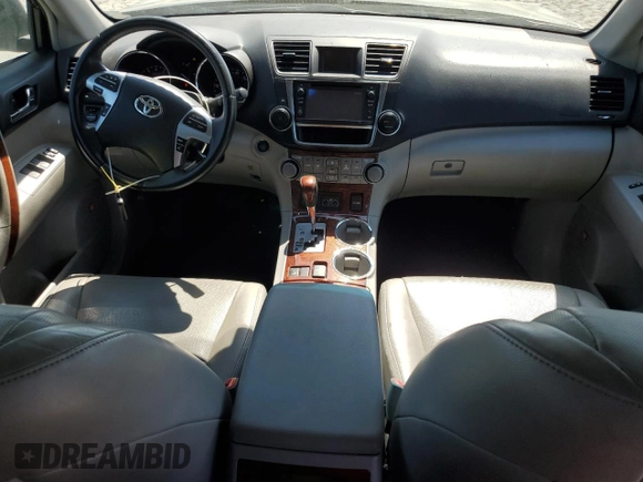 2013 Toyota Highlander Limited with VIN 5TDDK3EH3DS263100, listed as a Copart auction lot 64396525 with 100,076 mi miles and Salvage title. Bid and sale history available at DreamBid. Image 8.